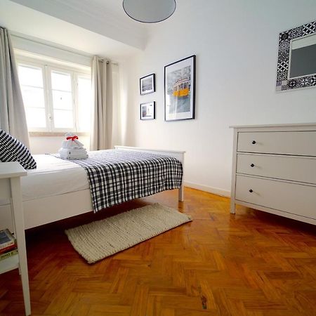 Avenidas Cozy Apartment Лісабон Екстер'єр фото